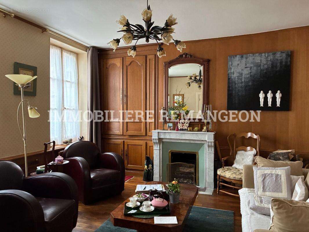 Maison à BRINON-SUR-SAULDRE