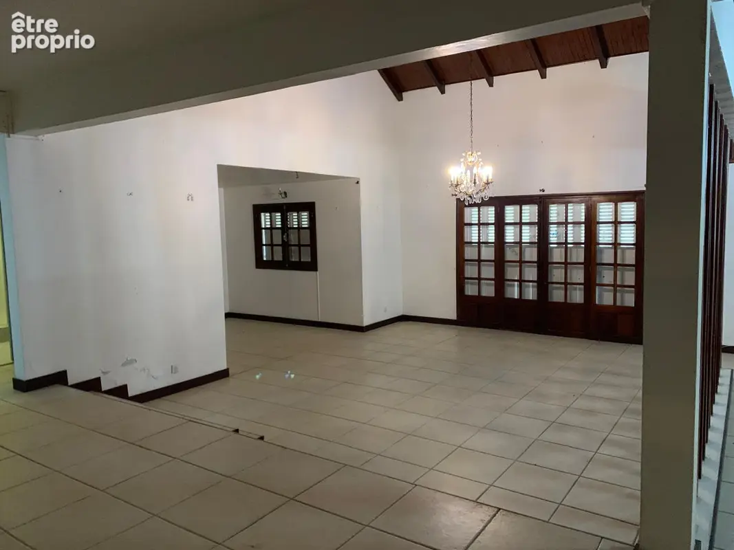 A Vendre Villa d'Architecte T6 - photo 5