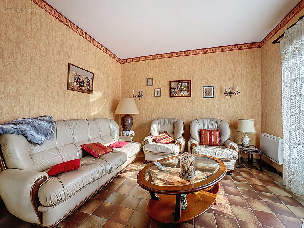 Maison à VIC-EN-BIGORRE