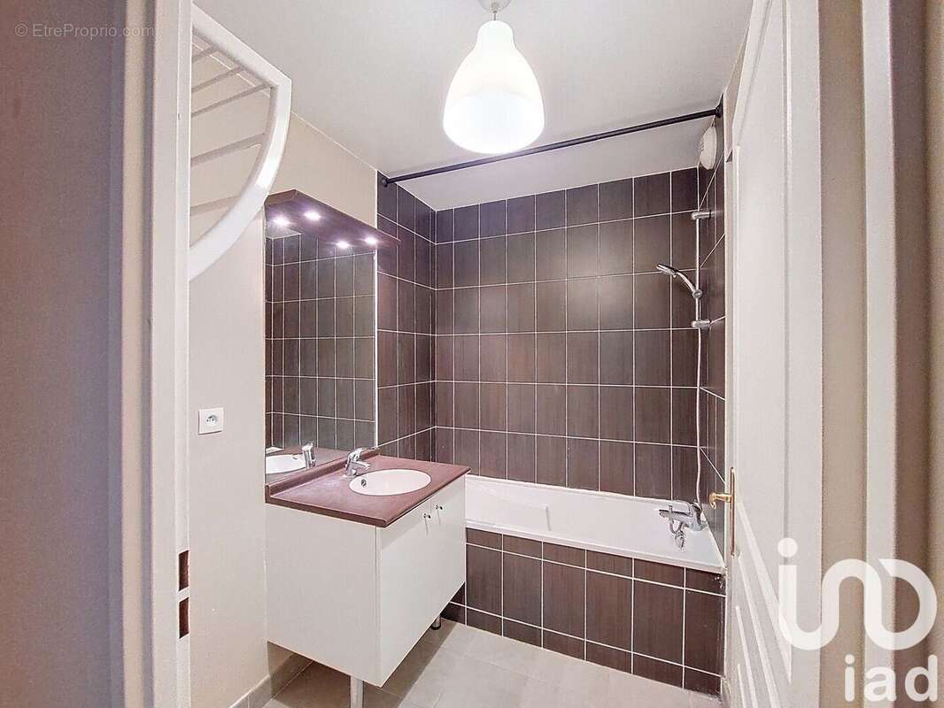 Photo 8 - Appartement à MARCQ-EN-BAROEUL