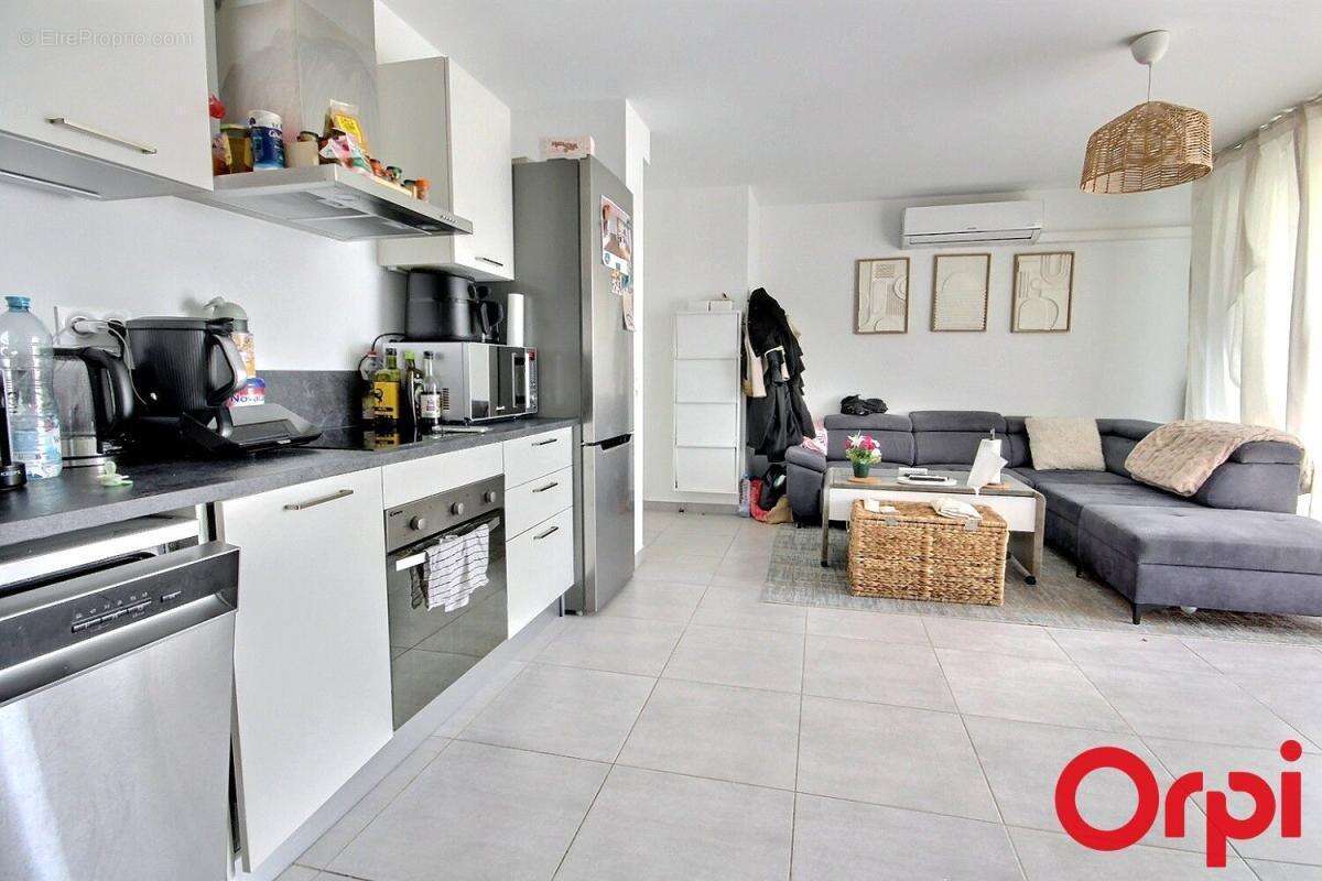 Appartement à MARSEILLE-12E