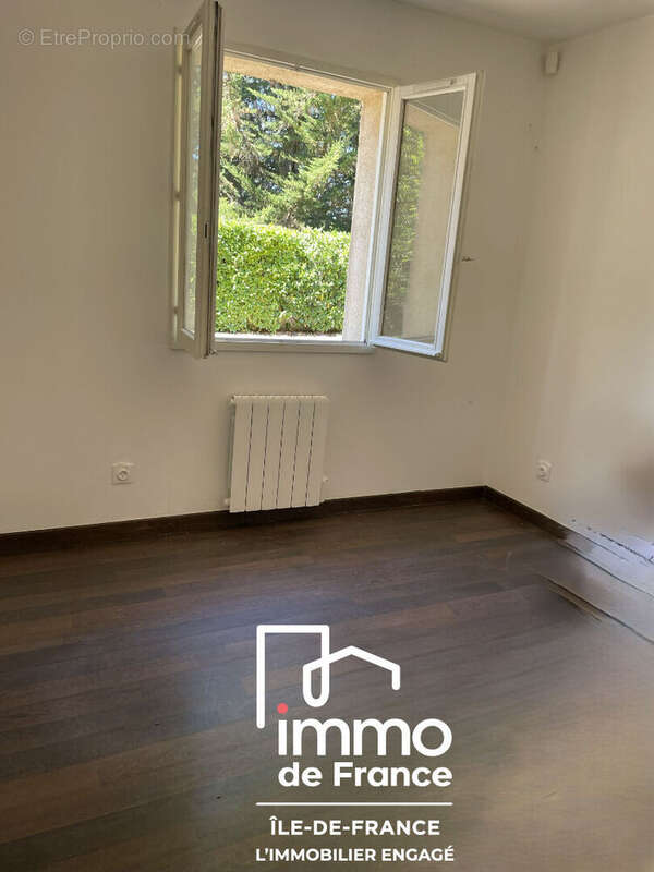 Maison à VULAINES-SUR-SEINE