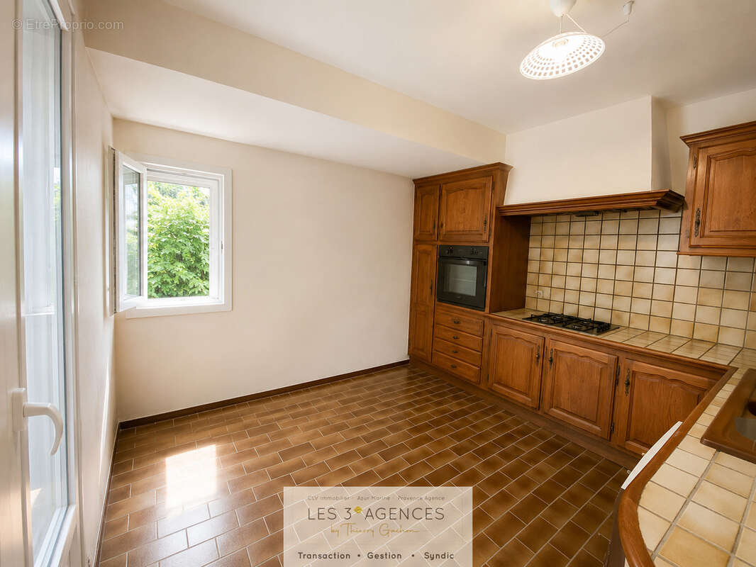 Maison à COGOLIN