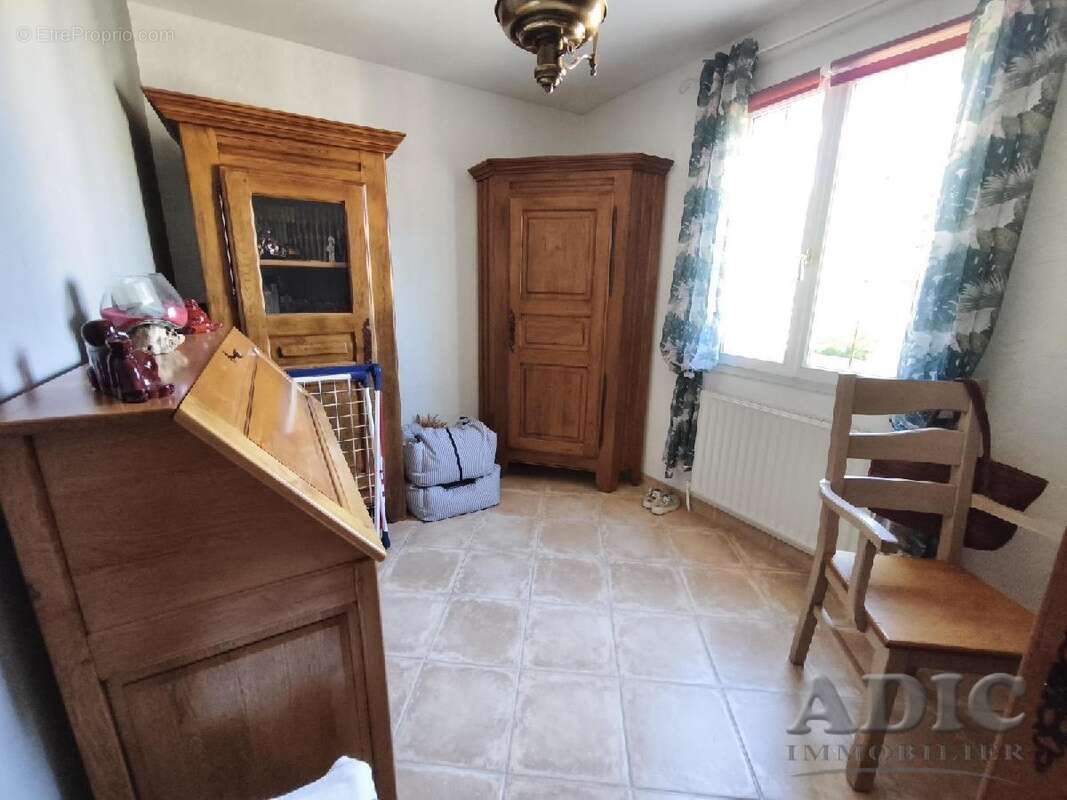 Maison 147 m² à Saint-Pathus  - photo 8