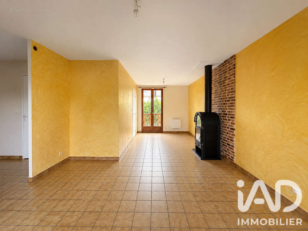 Maison 103 m² à Argenteuil  - photo 2