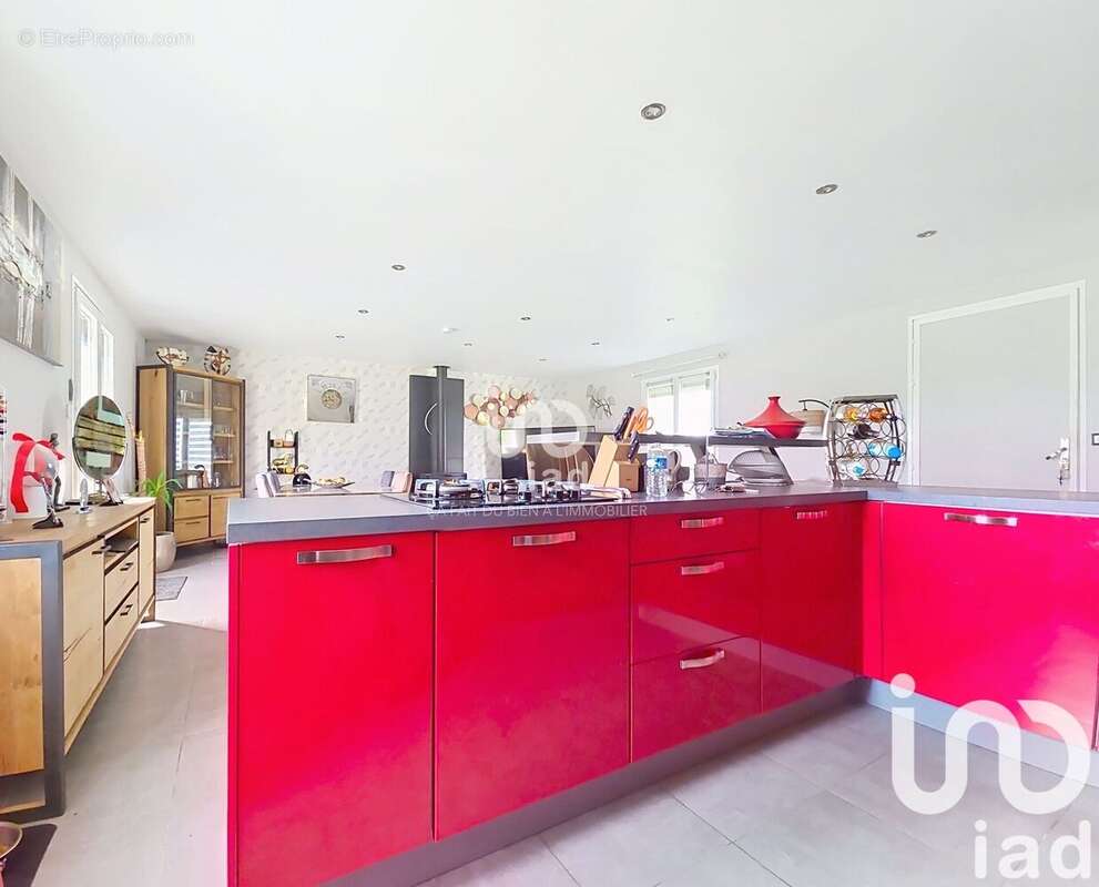 Maison 92 m² à Saint-Remy-Boscrocourt  - photo 6