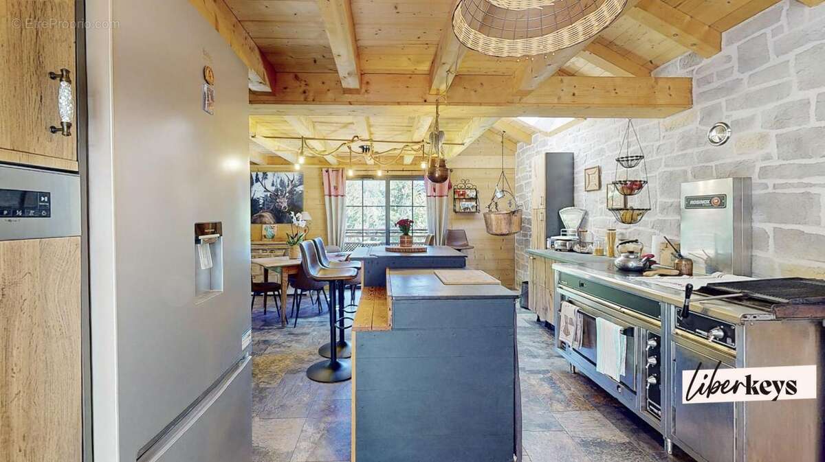 Maison à ESSERT-ROMAND