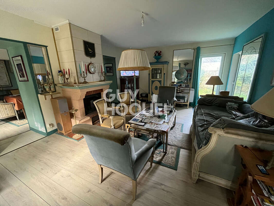 Maison à SAINT-CLOUD-EN-DUNOIS