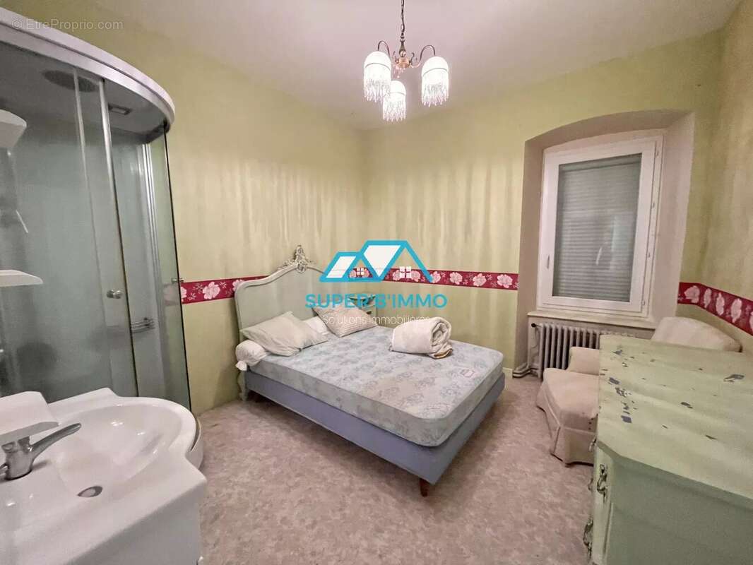 Maison à LA CHAPELLE-LAURENT