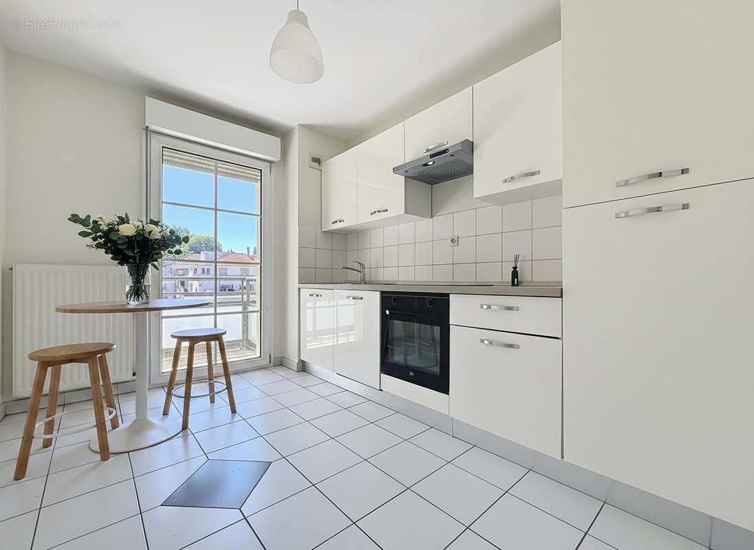 Appartement 68 m² à Mulhouse  - photo 3