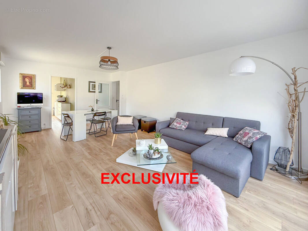 GUILLOT 12 - Appartement à MELESSE