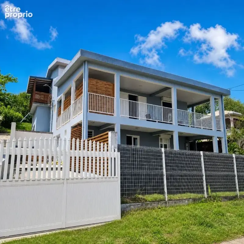 Sainte-Luce ? Ensemble immobilier avec vue mer et fort potentiel locatif  de 5 appt - photo 1