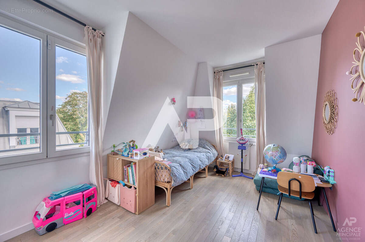 Appartement à RUEIL-MALMAISON