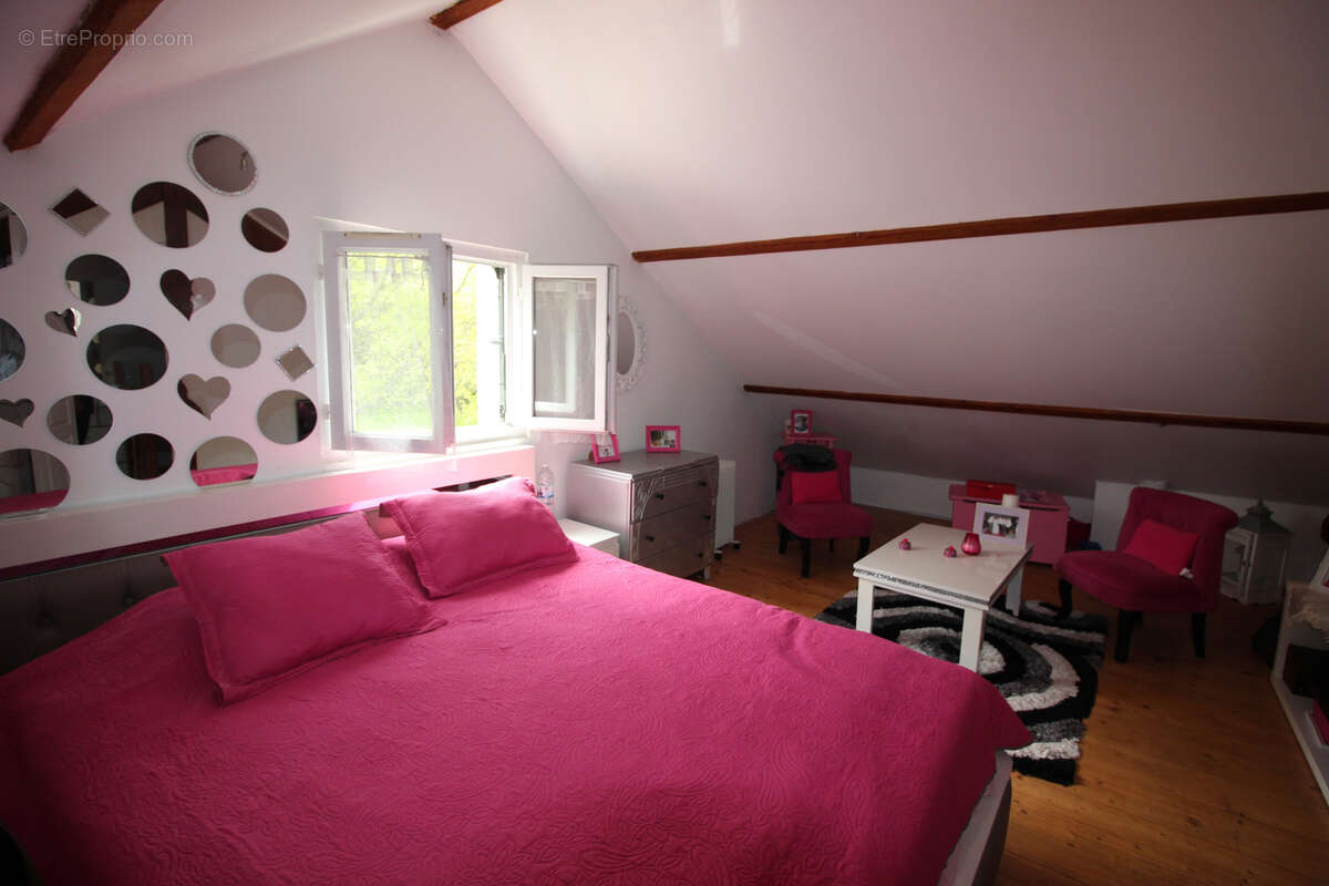 Maison à COMBS-LA-VILLE