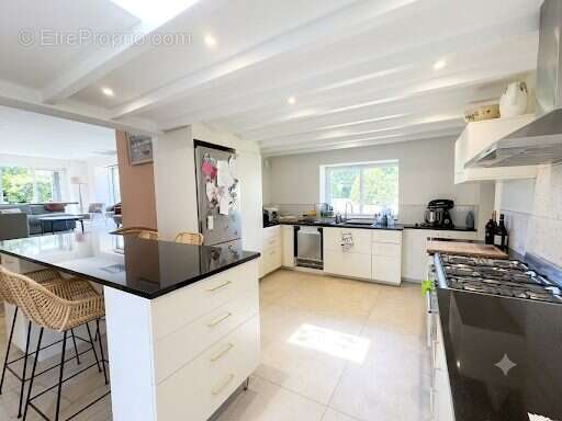 Maison 190 m² à Saint-Domineuc  - photo 6