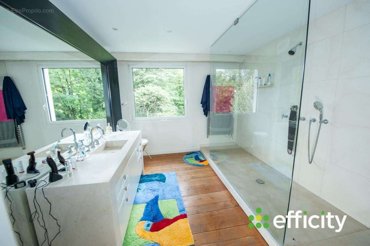 Maison à SAINT-MARTIN-D&#039;URIAGE