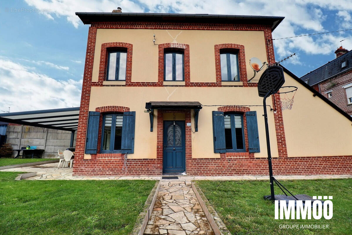 Maison à LE HOULME