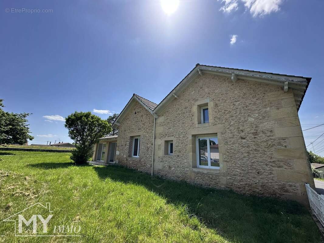 Maison à MOULEYDIER