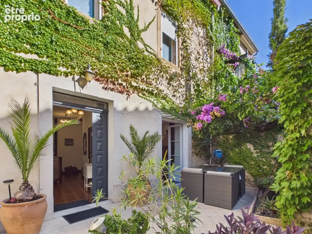 Une propriété d’exception, avec 5 chambres en suite et une terrasse ensoleillée - photo 1