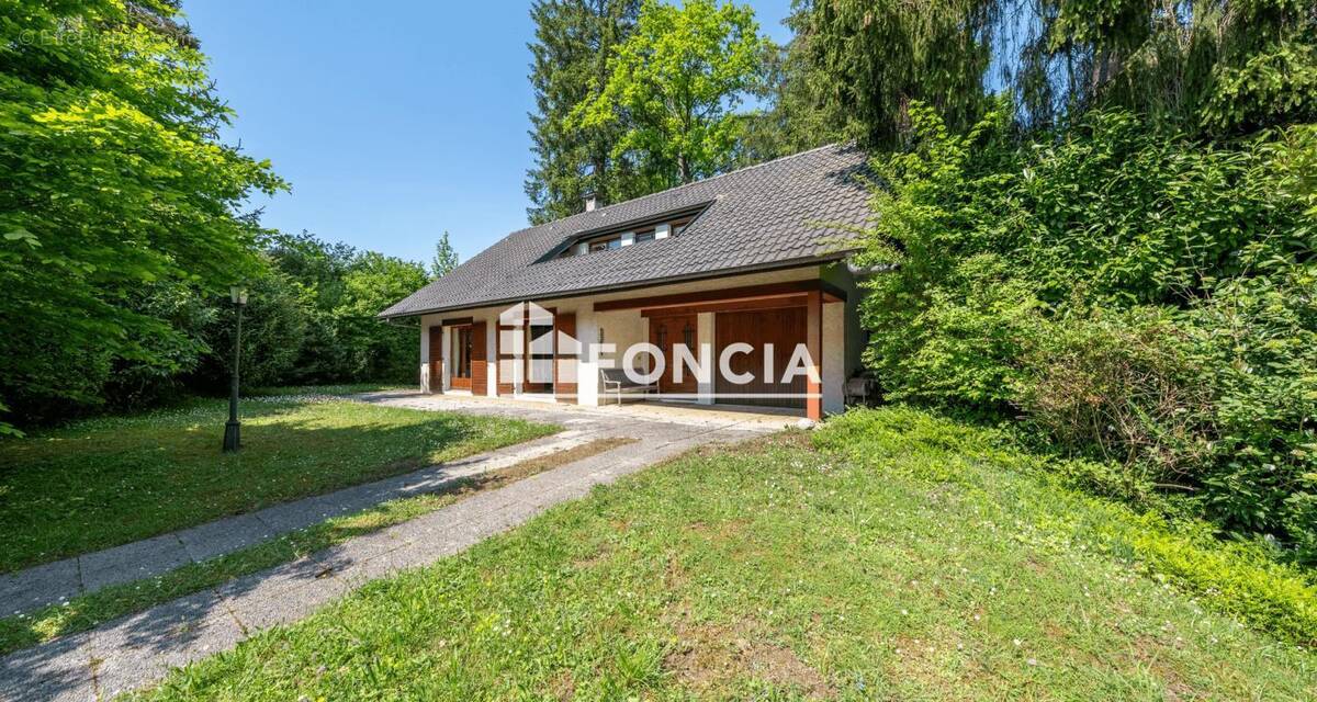 Maison à SCIEZ