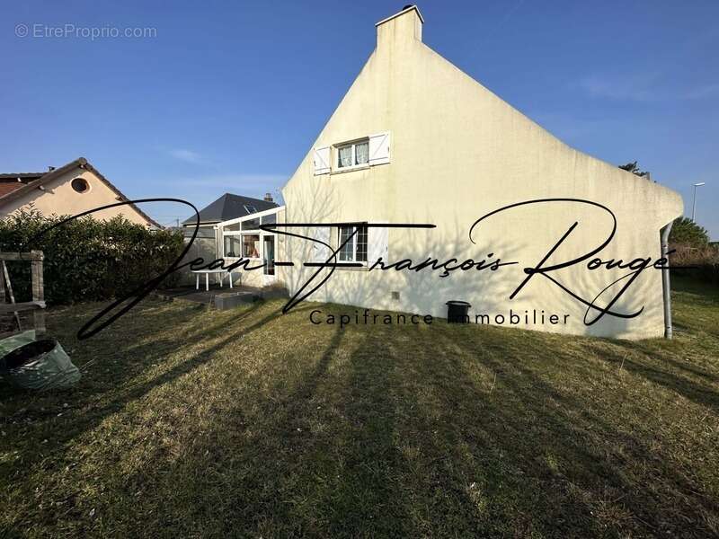 Maison à SAINT-GERMAIN-SUR-AY
