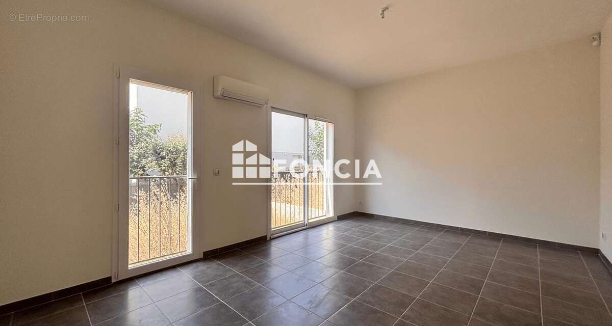 Maison à VILLENEUVE-LES-BEZIERS