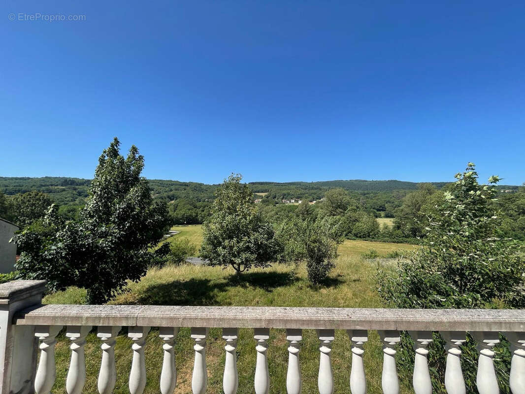 Maison à SAUVETERRE