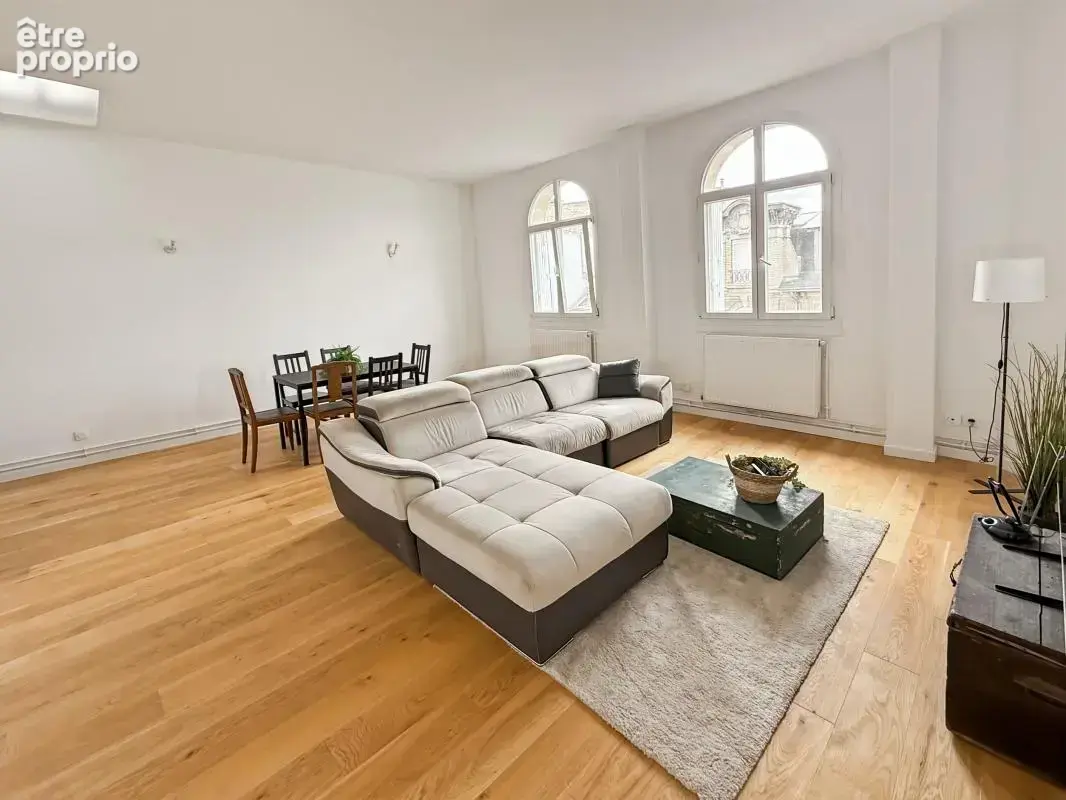 Appartement À Vendre Hyper Centre de Reims - photo 2