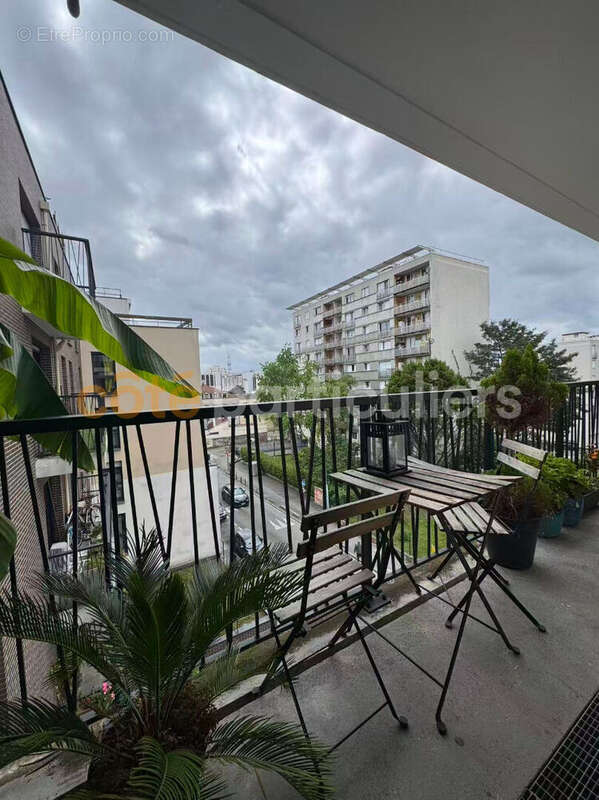 Appartement à AUBERVILLIERS