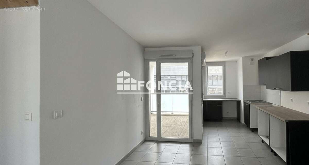 Appartement à MARSEILLE-3E
