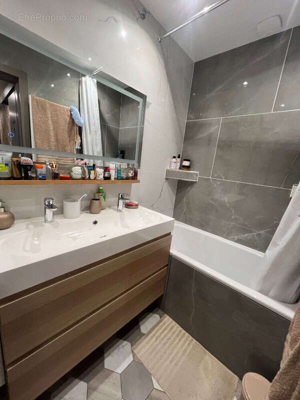 Appartement à HOUILLES