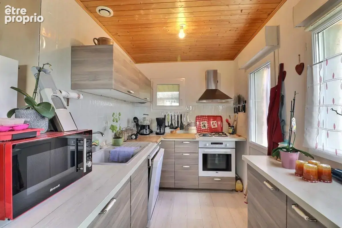 Ensemble immobilier avec 7 logements, bar et salle de réception (73240) - photo 30