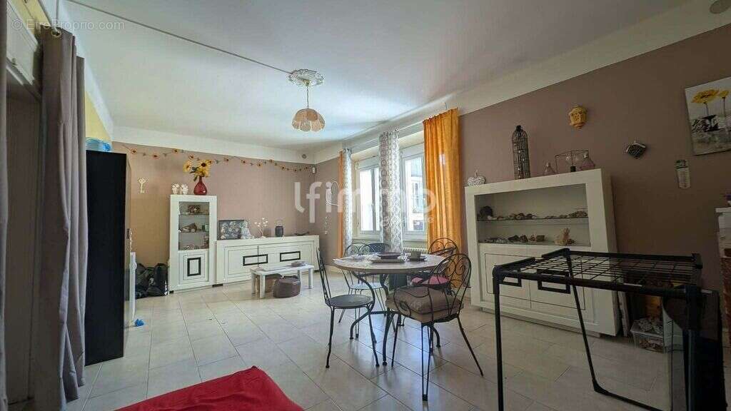 maison avec 4 chambres - photo 4