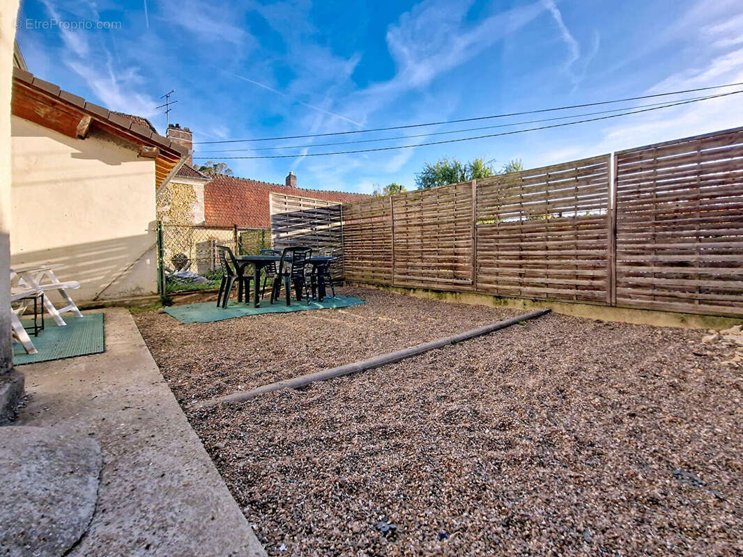 Maison à LES THILLIERS-EN-VEXIN