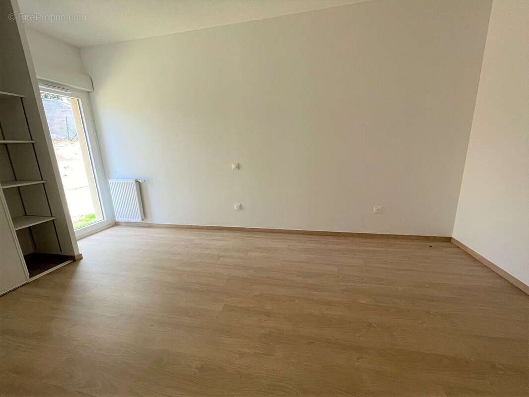 Appartement à MONTRABE