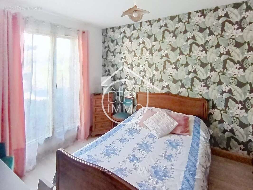 Maison à GARDONNE