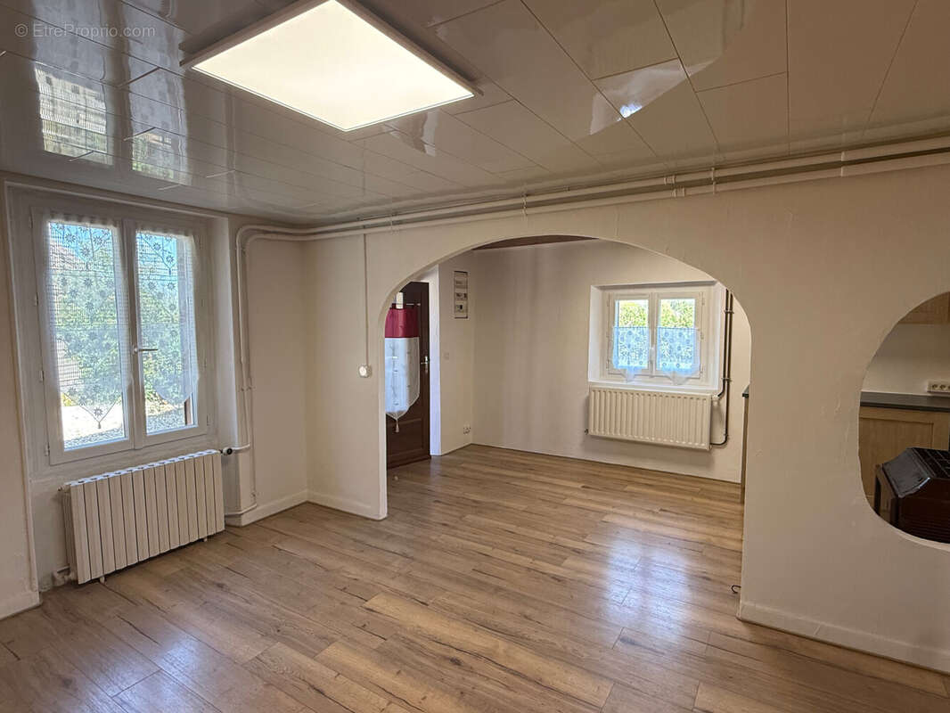 Maison à CHATEAUMEILLANT