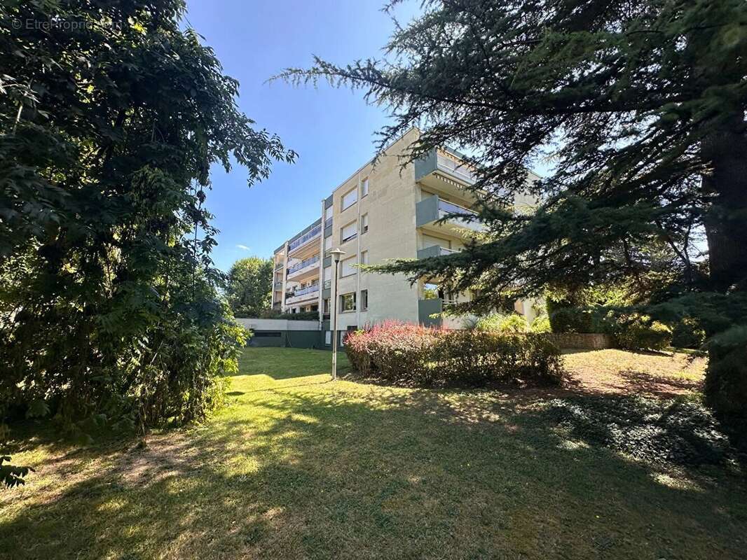 Appartement dans résidence de standing limite Enghien - photo 11