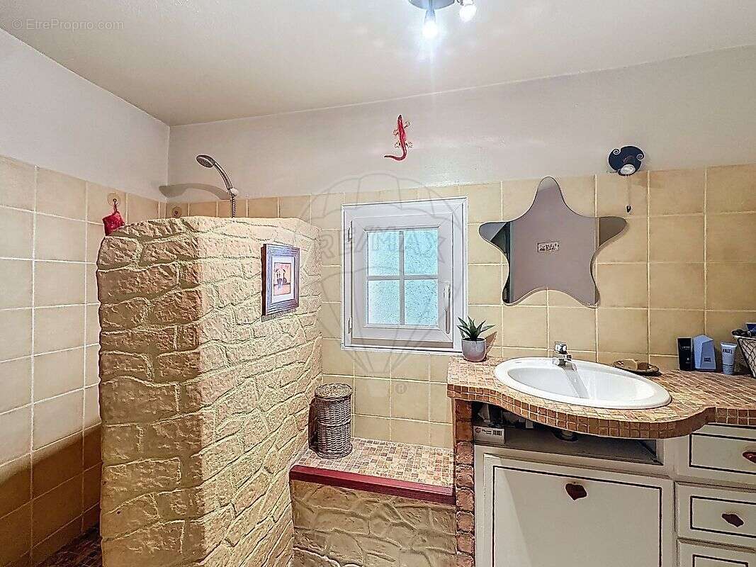 Maison à BOISSET-ET-GAUJAC