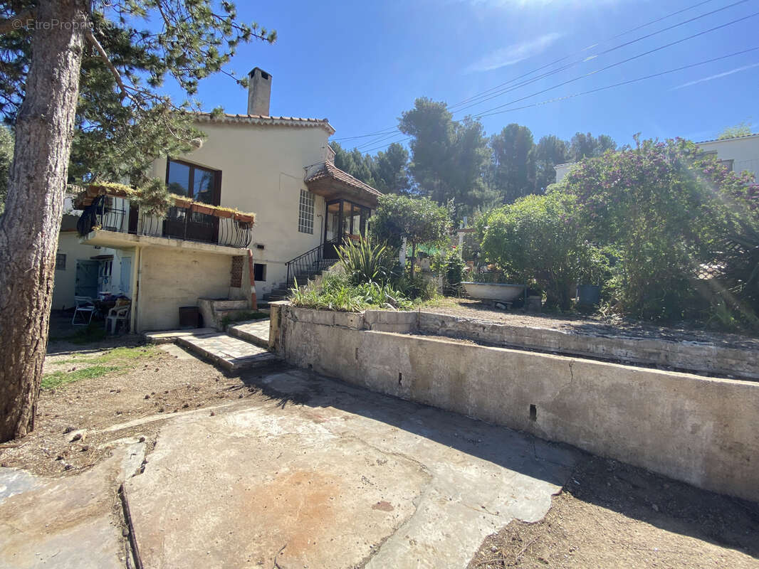 Maison à MARSEILLE-10E