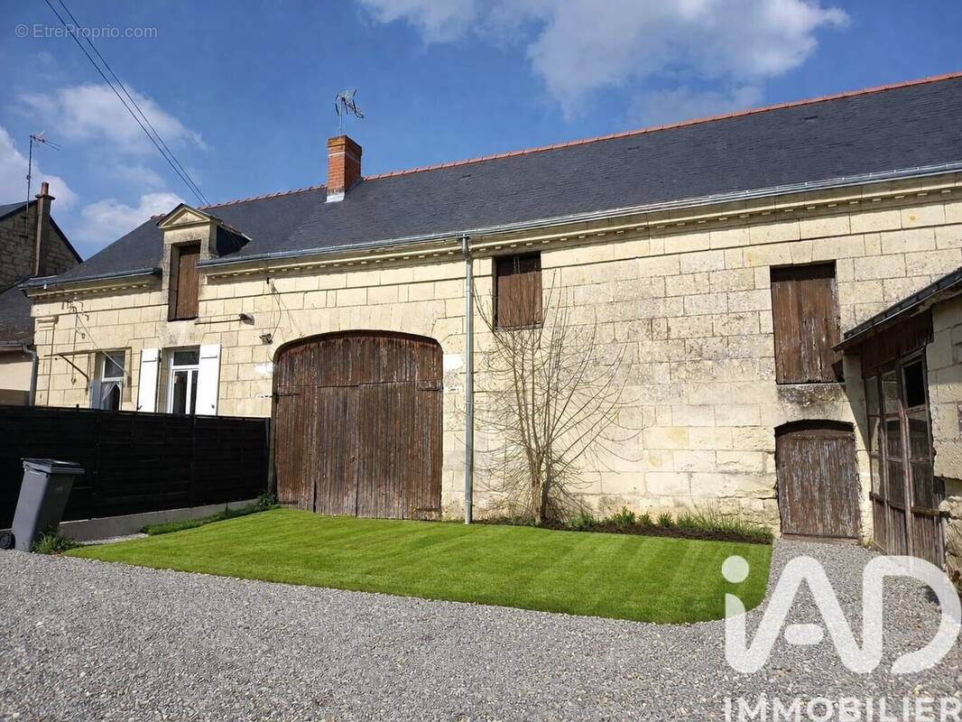 Photo 1 - Maison à SAVIGNY-EN-VERON