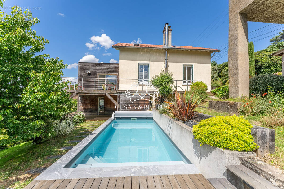 Maison à ROCHETAILLEE-SUR-SAONE