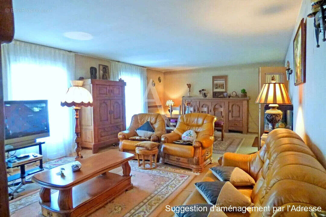 Maison à NEUILLY-SUR-MARNE