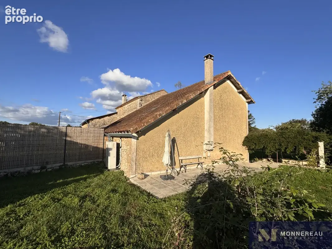Demeure en pierre avec gite - photo 23