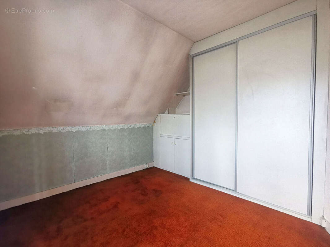 Maison à MONTIGNY-LES-CORMEILLES