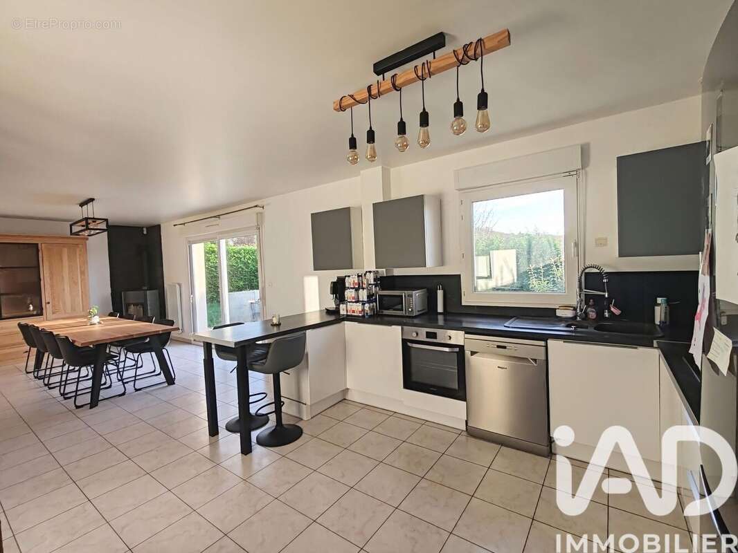 Photo 4 - Maison à AILLY-SUR-NOYE