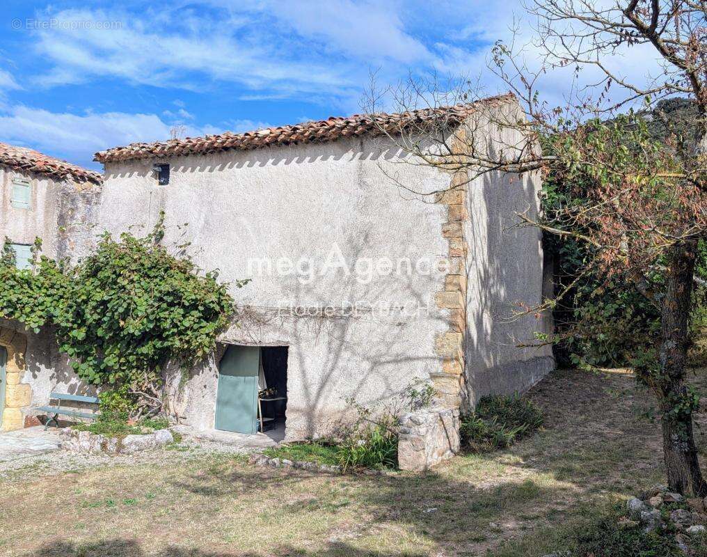 Maison à MASSAC