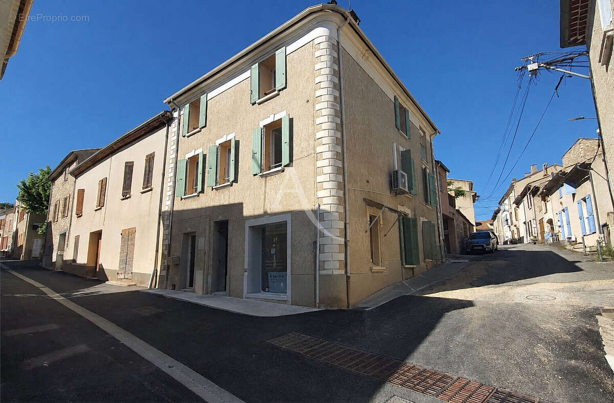 Maison à CORBIERES