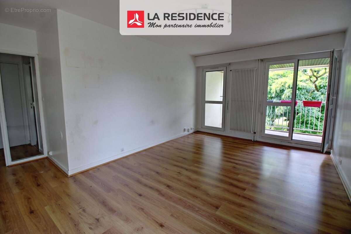 Appartement 65 m² à Conflans-Sainte-Honorine  - photo 2