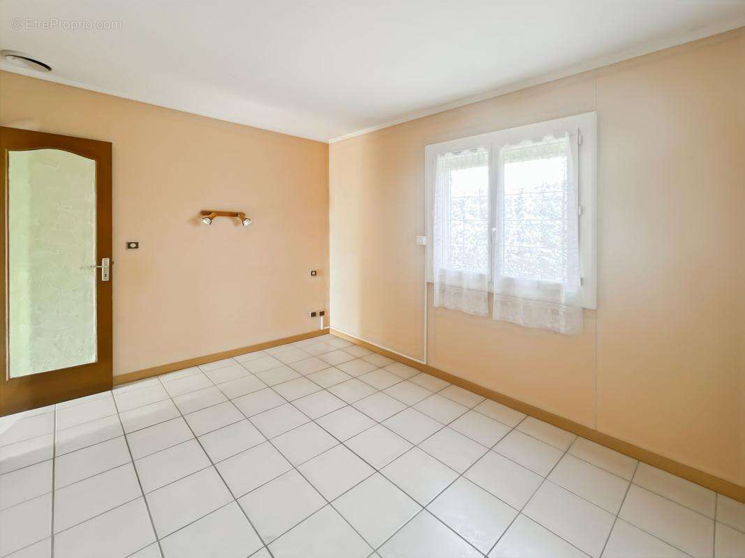 Maison à CASTELNAU-DE-GUERS